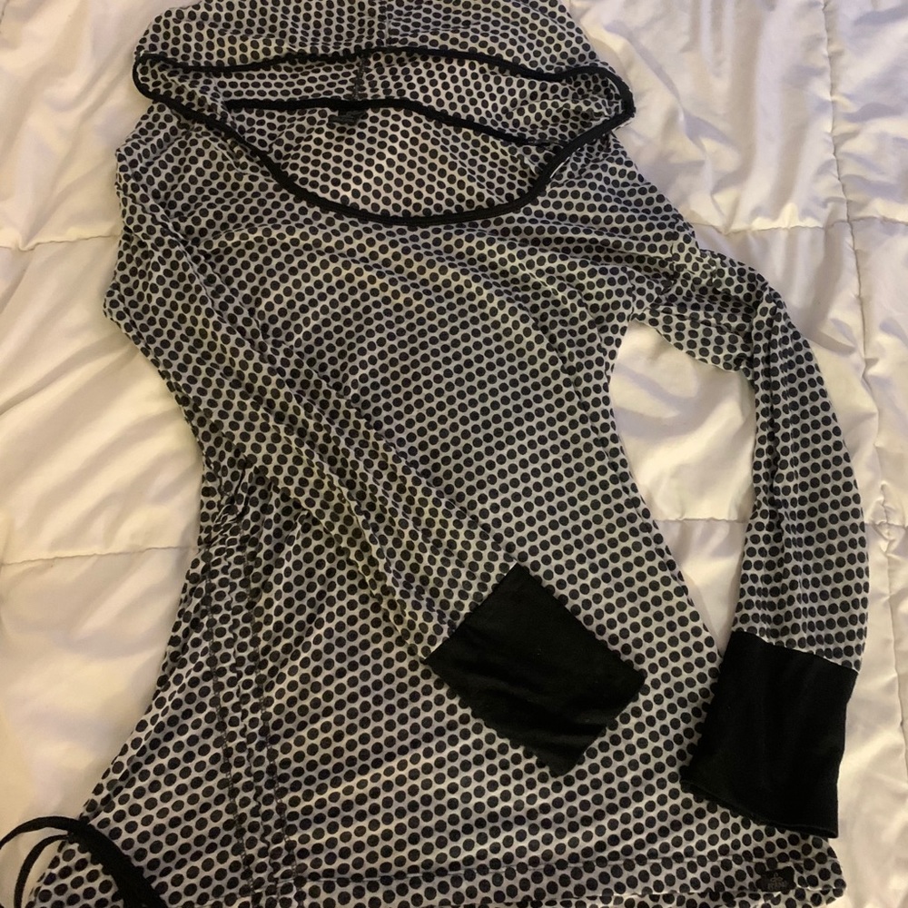 prAna hoodie T